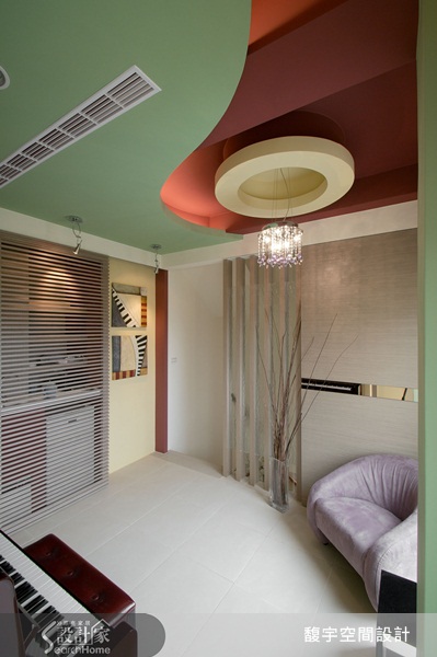 相信不少人都知道,開放式空間的設計讓空間看起來更寬